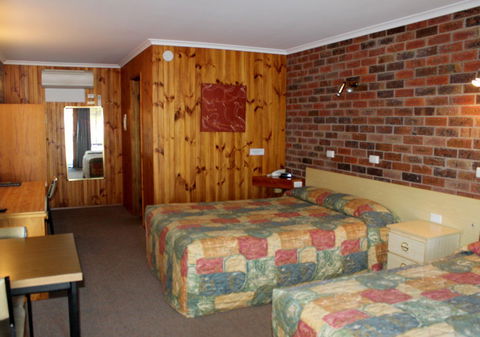 Riverland Motel - Accommodation Sunshine Coast 1