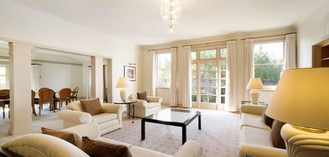 Hyatt Hotel Canberra - A Park Hyatt Hotel - Accommodation Sunshine Coast 7