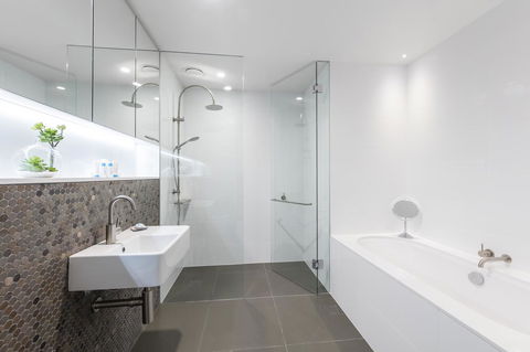 Vibe Hotel Canberra - Accommodation Sunshine Coast 9