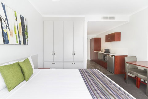 Abode Narrabundah - Accommodation Sunshine Coast 14