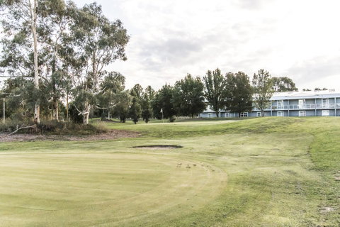 Abode Narrabundah - Accommodation Sunshine Coast 18