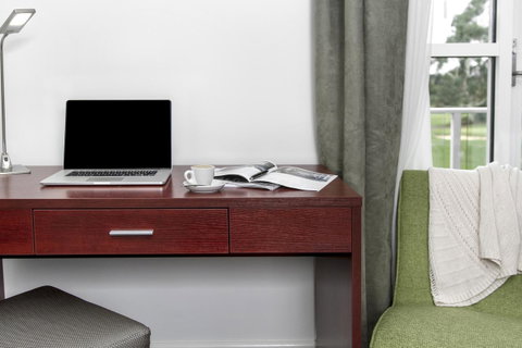 Abode Narrabundah - Accommodation Sunshine Coast 9