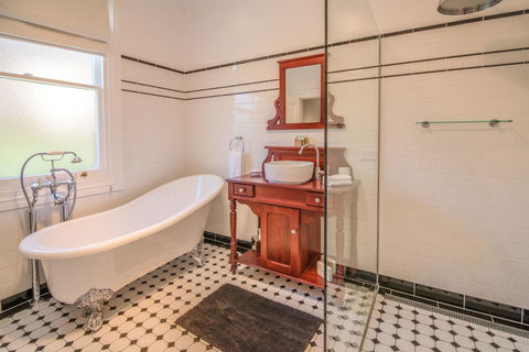 De Russie Boutique Hotel - Accommodation Sunshine Coast 2