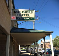 Soldiers Motel - Accommodation Sunshine Coast