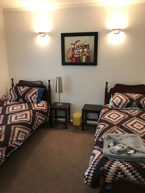 Central Tranquility Heart Of Orange - Accommodation Sunshine Coast 18