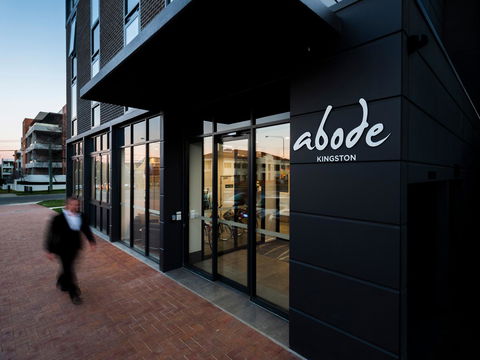 Abode Kingston - Accommodation Sunshine Coast 1