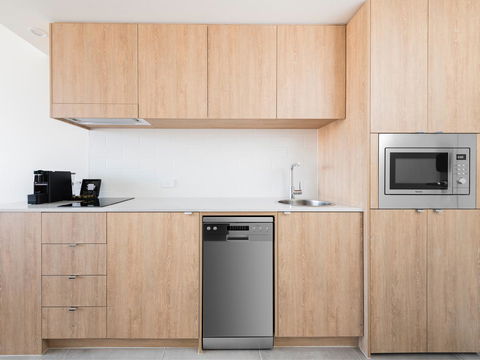 Abode Kingston - Accommodation Sunshine Coast 5