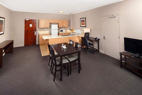 Quality Hotel Dickson - Accommodation Sunshine Coast 7