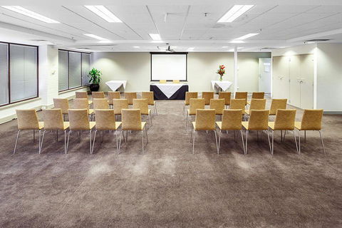 Quality Hotel Dickson - Accommodation Sunshine Coast 25