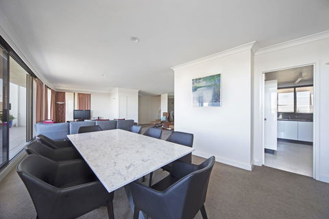 BreakFree Capital Tower Apartments - Accommodation Sunshine Coast 32