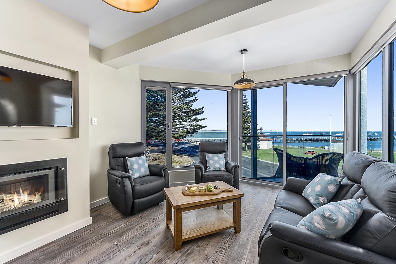 Clay Wells SA Accommodation Sunshine Coast