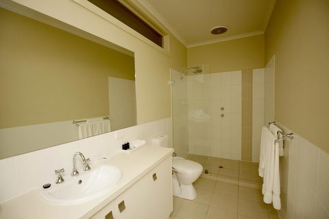 Wallaroo Marina Apartments - Accommodation Sunshine Coast 12