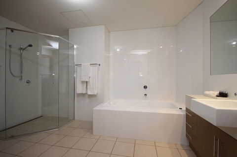 Wallaroo Marina Apartments - Accommodation Sunshine Coast 10