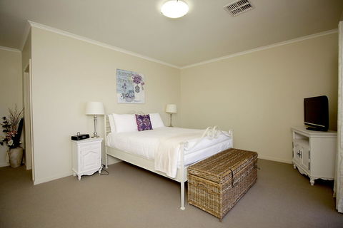 Wallaroo Marina Apartments - Accommodation Sunshine Coast 7