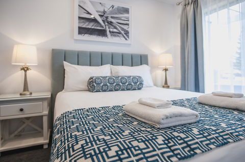 Marina Hotel - Accommodation Sunshine Coast 23