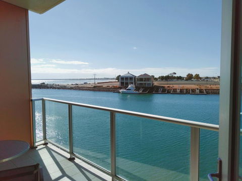 Wallaroo Marina Executive Apartments - Accommodation Sunshine Coast 0
