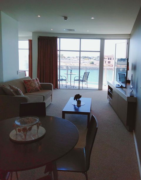 Wallaroo Marina Executive Apartments - Accommodation Sunshine Coast 5