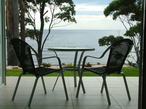 Mollymook Beach Waterfront - Accommodation Sunshine Coast 0
