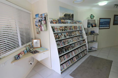 Mollymook Beach Waterfront - Accommodation Sunshine Coast 15