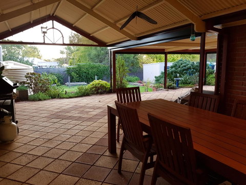 Frog Song At Willunga - Accommodation Sunshine Coast 13