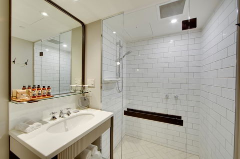 Mayfair Hotel - Accommodation Sunshine Coast 7