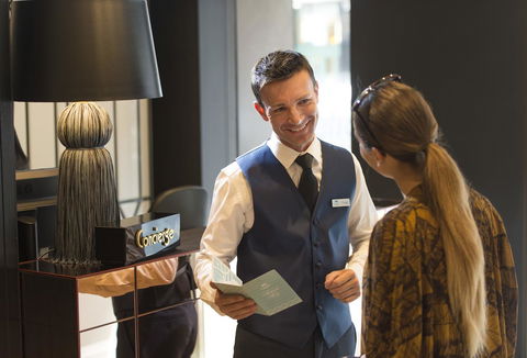 Mayfair Hotel - Accommodation Sunshine Coast 28