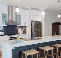 Boutique Getaway on Wright - Accommodation Sunshine Coast