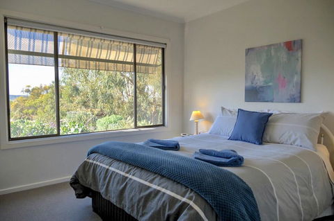 Emu Bay Holiday Homes - Accommodation Sunshine Coast 5