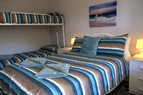 Emu Bay Holiday Homes - Accommodation Sunshine Coast 3