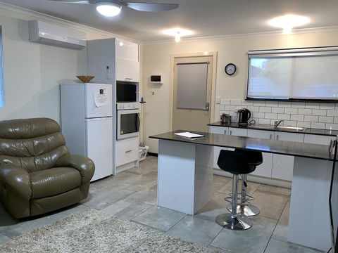 Inna Nutshell - Accommodation Sunshine Coast 6