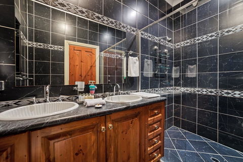 Doyles On The Bay - Accommodation Sunshine Coast 27