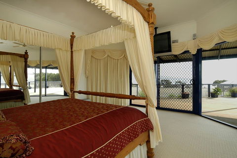 Doyles On The Bay - Accommodation Sunshine Coast 24