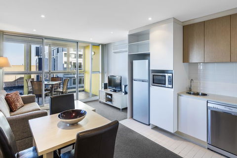 IStay Precinct Adelaide - Accommodation Sunshine Coast 16