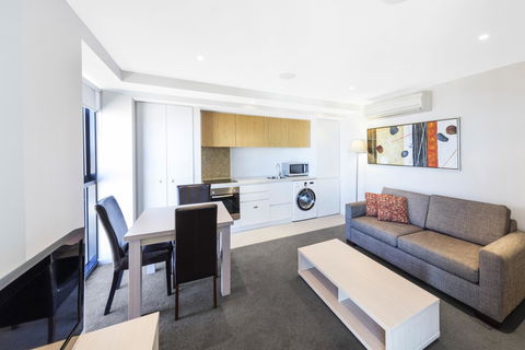 IStay Precinct Adelaide - Accommodation Sunshine Coast 13