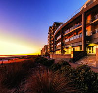 Oaks Plaza Pier - Accommodation Sunshine Coast