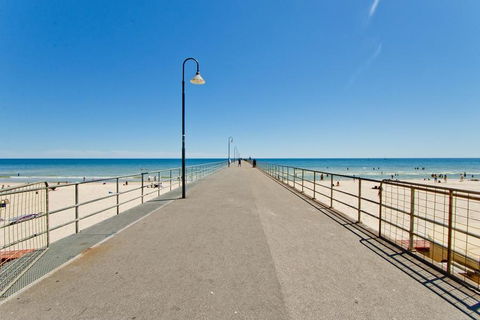 Glenelg Oasis Studios - Accommodation Sunshine Coast 15