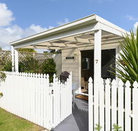 Wintergarden Beach Cabin - Accommodation Sunshine Coast