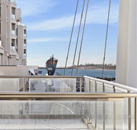 Glenelg Seaside Apartment - Accommodation Sunshine Coast