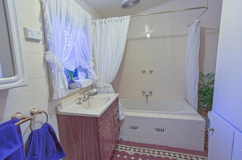 Tanunda Cottages - Accommodation Sunshine Coast 14