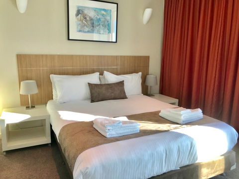 Adelaide DressCircle Apartments - North Terrace - Accommodation Sunshine Coast 5