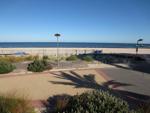 Lights Landing Apartments - Accommodation Sunshine Coast 17