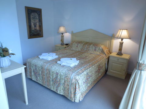 Lights Landing Apartments - Accommodation Sunshine Coast 9