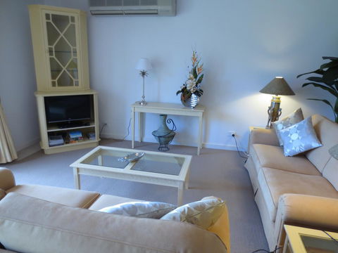 Lights Landing Apartments - Accommodation Sunshine Coast 6