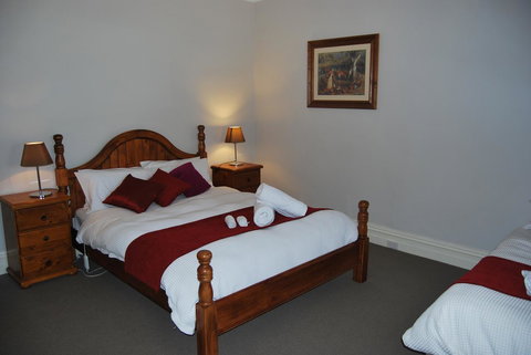 Jacaranda Cottage - Accommodation Sunshine Coast 7