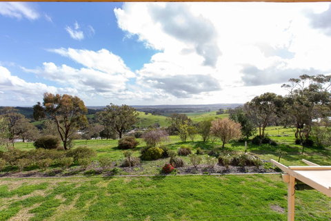 Angaston House - Accommodation Sunshine Coast 9