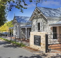 Grandview Homes Accommodation - The Adelaide - Accommodation Sunshine Coast