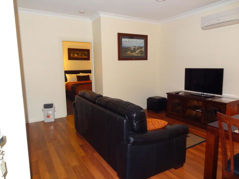 Hahndorf Oak Tree Cottages - Accommodation Sunshine Coast 10