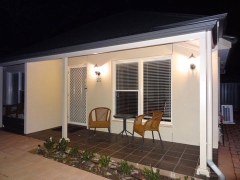 Hahndorf Oak Tree Cottages - Accommodation Sunshine Coast 2