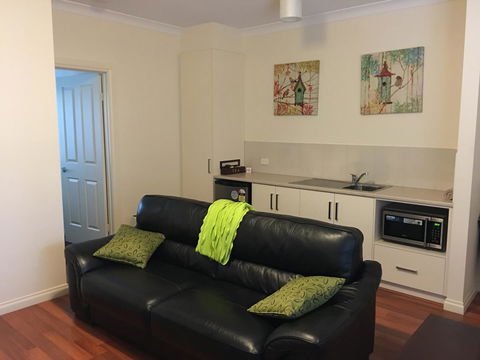 Hahndorf Oak Tree Cottages - Accommodation Sunshine Coast 9