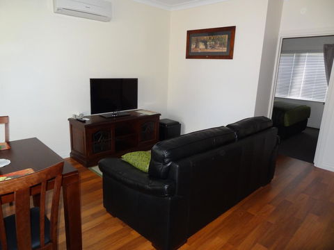 Hahndorf Oak Tree Cottages - Accommodation Sunshine Coast 7